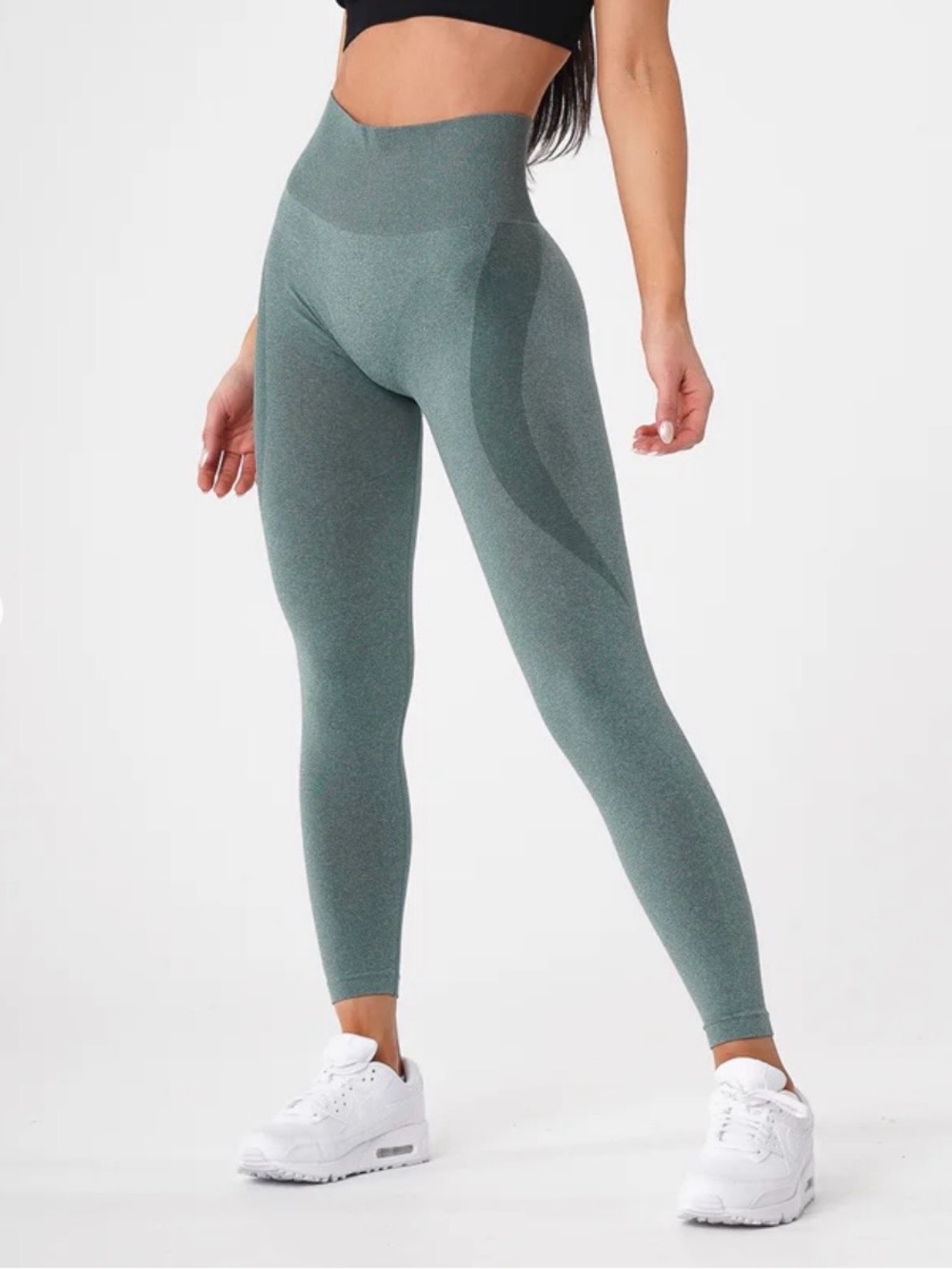NVGTN Seamless High-Waist Leggings in Sage Green